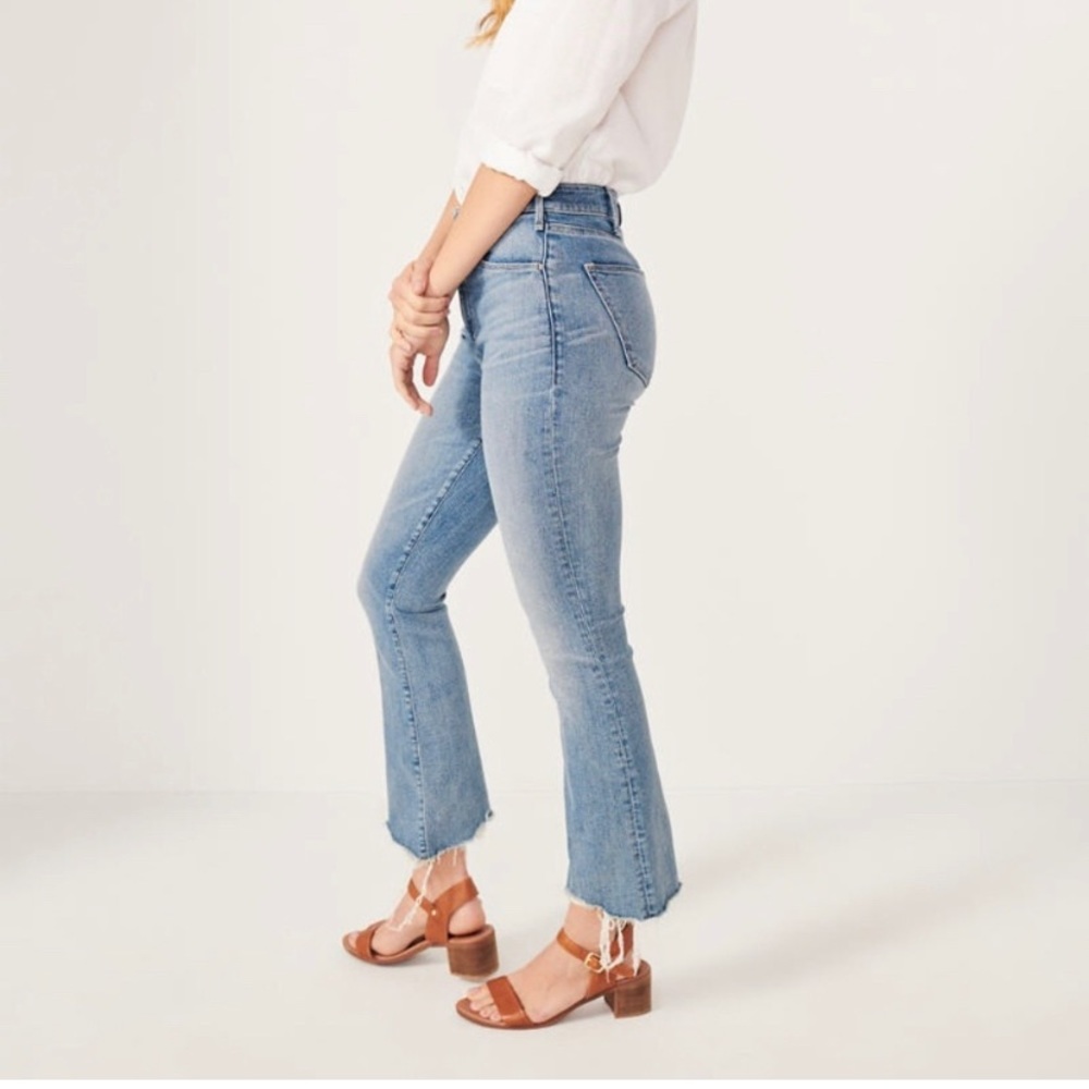 Abercrombie Simone High Rise Ankle Flare Jeans sz 6/28